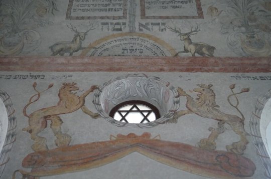 Rekonstrukce staré synagogy má za sebou další rok