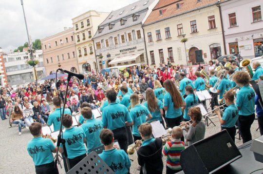 Happening ZUŠ OPEN bude i v našem městě