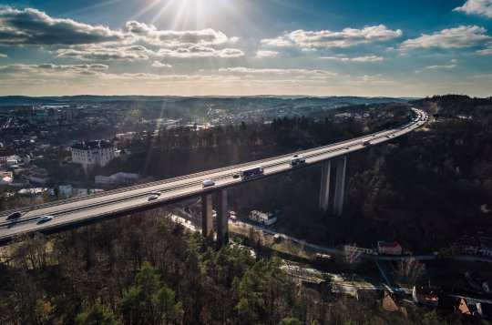 Proběhne úplná uzavírka pravého mostu Vysočina