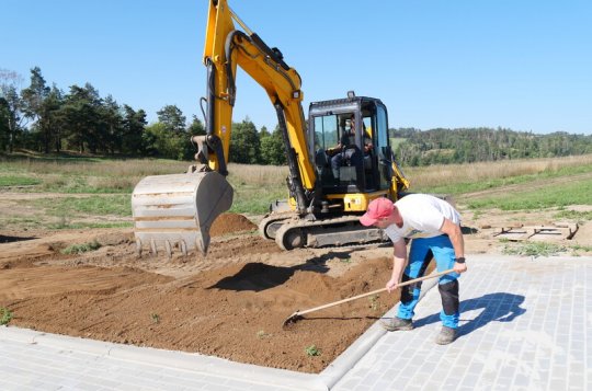 Pozemky na Hliništích budou brzy k prodeji