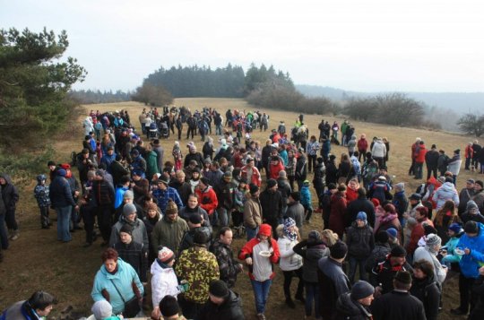 Obec Jívoví zve všechny na 20. Novoroční výstup na Holý vrch