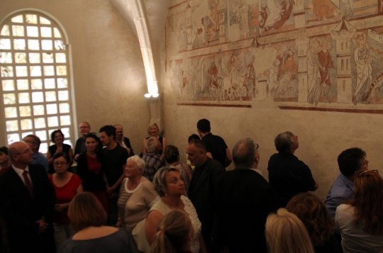 Souboj dvou rytířů a další fresky lze na zámku spatřit ode dneška