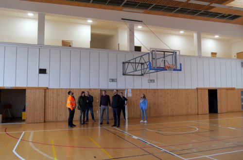 Radní kontrolovali technický stav budov Dózy a tělocvičny na Školní