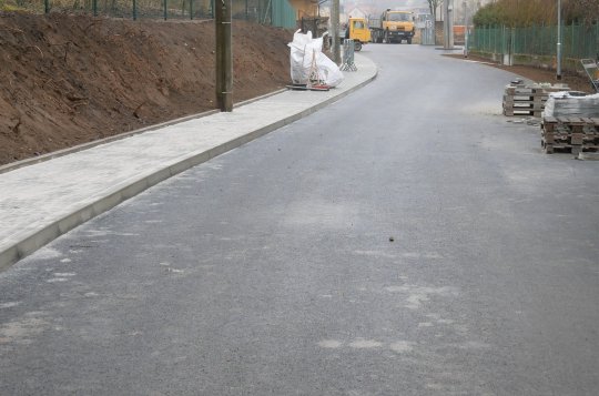 V lednu začne další uzavírka ulice Pod Strání. Řidiči do areálu bývalého Svitu projedou