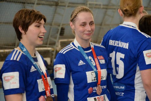 Iva Závišková společně s DHK Zora Olomouc slaví bronz