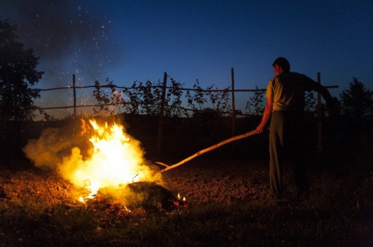 Hasiči nabádají k opatrnosti při pálení klestí