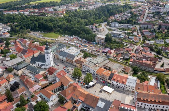 Rozpočet města je podřízen nadcházející rekonstrukci náměstí